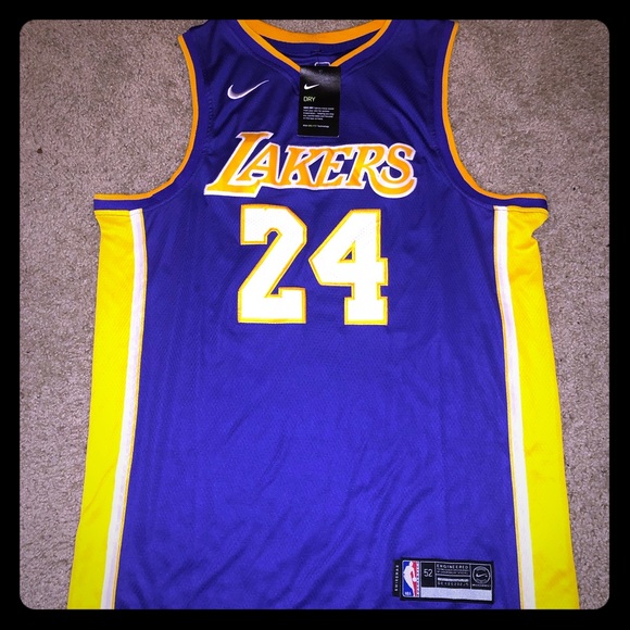 nike kobe bryant jersey 24